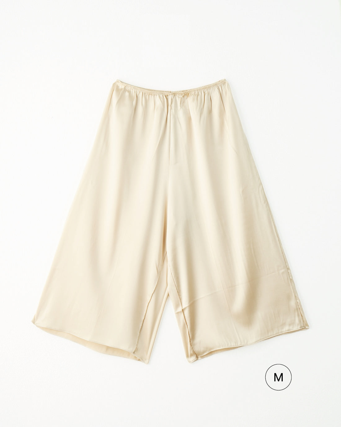 リラックスタイムに着たいシルクペチコートパンツ*