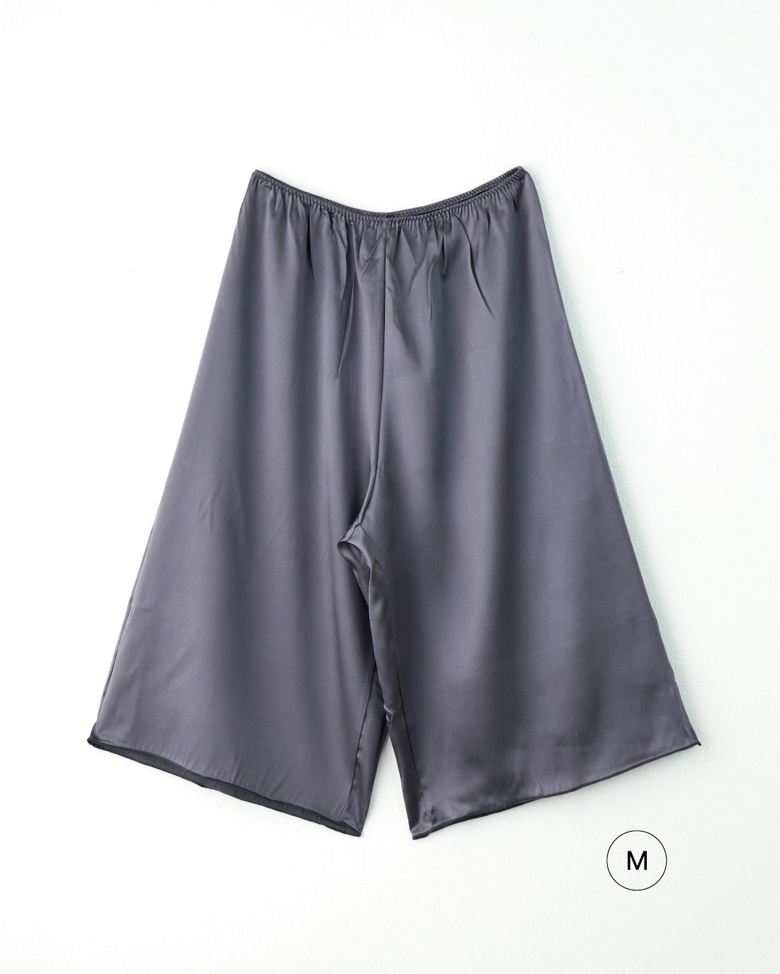 リラックスタイムに着たいシルクペチコートパンツ*